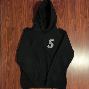 Supreme “S” black hoodie